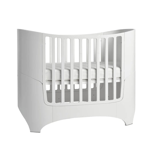 Produktbild: Leander Classic™ Baby-Juniorbett 0-7 Jahre von Leander im Onlineshop von dasMikruli - Dein Shop für Baby Erstausstattung