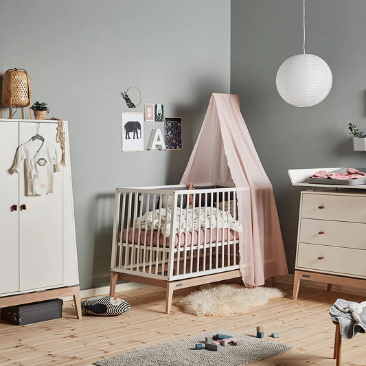 Produktbild: Leander Luna™ Babybett von Leander im Onlineshop von dasMikruli - Dein Shop für Baby Erstausstattung