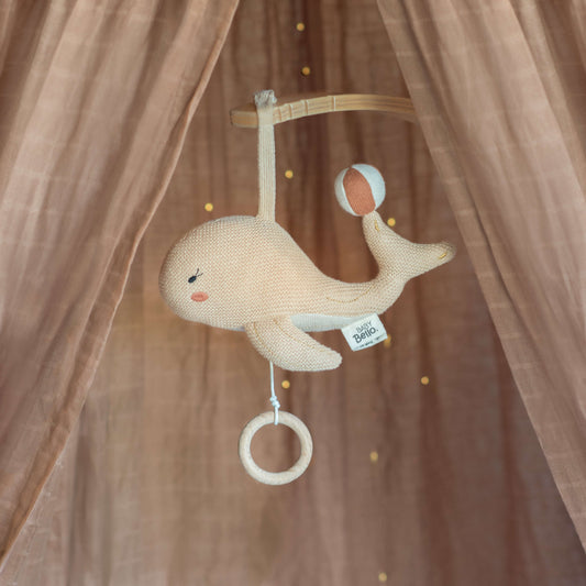 Produktbild: Musikmobile Wally der Wal sandshell von baby bello im Onlineshop von dasMikruli - Dein Shop für Baby Erstausstattung