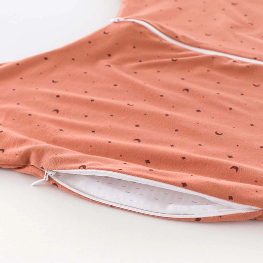 Produktbild: Träumeland - Schlafsack light "to-Go" - moon rost von Träumeland im Onlineshop von dasMikruli - Dein Shop für Baby Erstausstattung