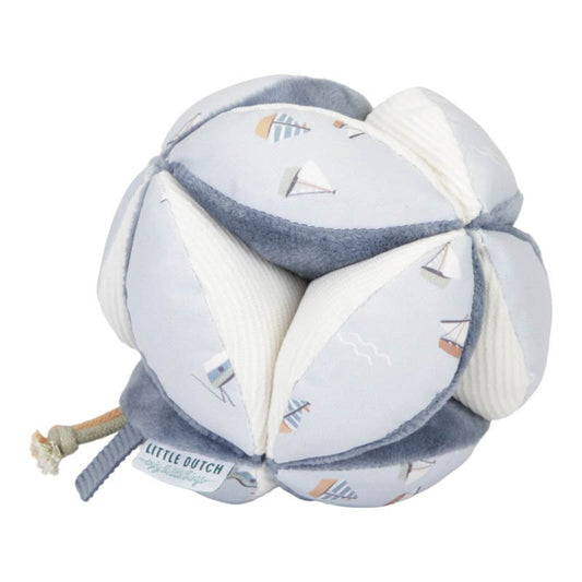 Produktbild: Stoffball Sailors Bay von little dutch im Onlineshop von dasMikruli - Dein Shop für Baby Erstausstattung