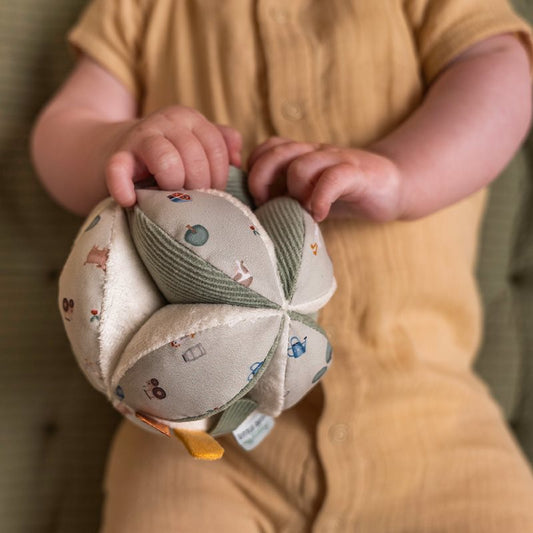 Produktbild: Stoffball Little Farm von little dutch im Onlineshop von dasMikruli - Dein Shop für Baby Erstausstattung
