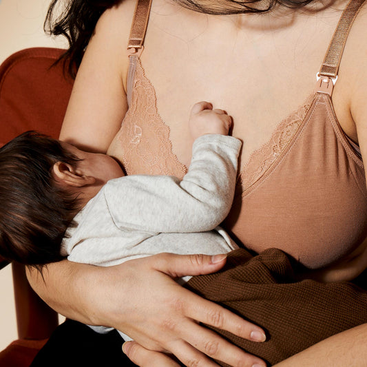 Produktbild: Schwangerschafts-BH Mia Warmes Beige von underprotection im Onlineshop von dasMikruli - Dein Shop für Baby Erstausstattung