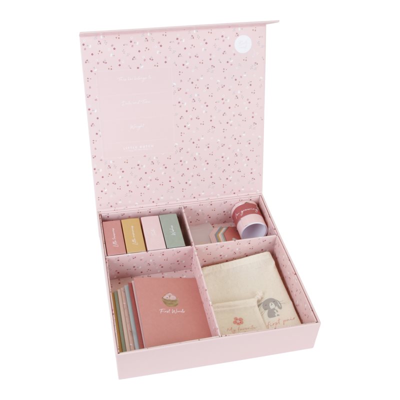 Bewahren Sie die Erinnerungen an die Kindheit Ihres Babys in dieser luxuriösen Little Dutch-Erinnerungsbox auf.