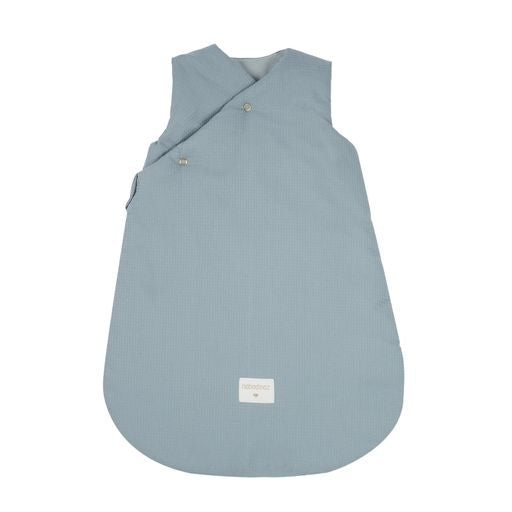 Produktbild: Schlafsack Fuji - stone blue von NOBODINOZ im Onlineshop von dasMikruli - Dein Shop für Baby Erstausstattung