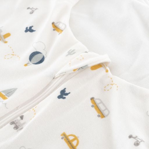 Produktbild: Träumeland - Schlafsack light "to GO" Brumm Brumm Tencel von Träumeland im Onlineshop von dasMikruli - Dein Shop für Baby Erstausstattung