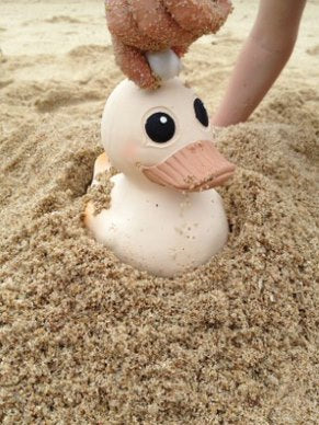 Hevea - Badeente Kawan - Naturkautschuk (Höhe: ca. 14 cm)