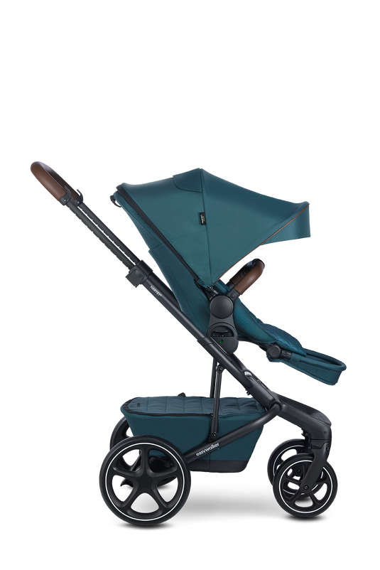 Der Kinderwagen Harvey5 von der Firma Easywalker in der Premium-Version in der Farbe Jade Green.