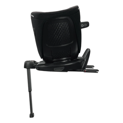 Kindersitz TODLnext auf der ISOFIX basenext montiert und drehbar.