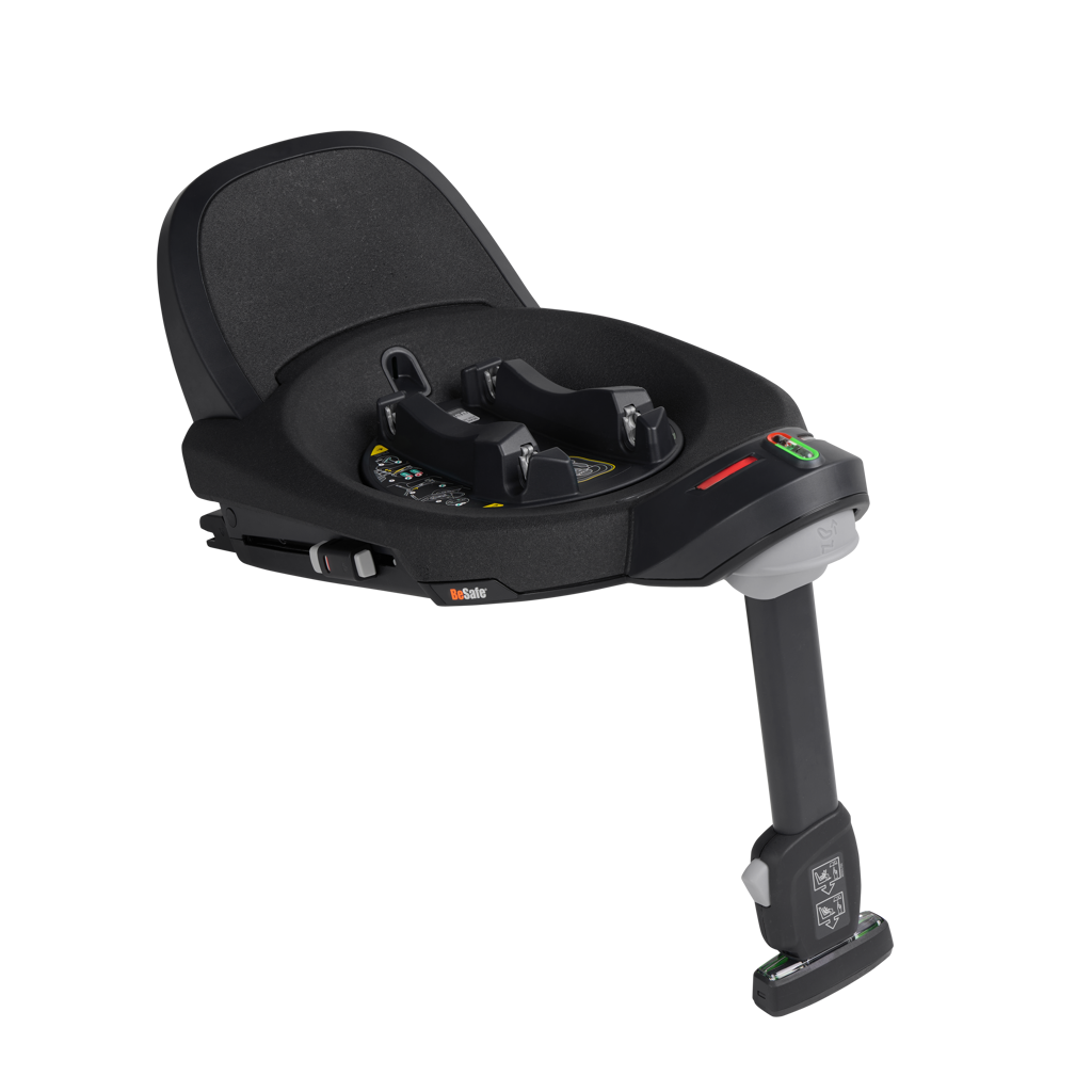 Schwarze Babyschalen- und Kindersitzbasis mit ISOFIX-Halterungen und integrierten Befestigungspunkten in seitlicher Ansicht von Besafe Beyond System