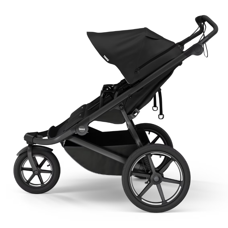 Thule Urban Glide 3 Kinderwagen in Schwarz – sportlicher Jogging-Kinderwagen mit großem Sonnenverdeck, luftgefüllten Reifen und ergonomischem Schiebebügel für komfortables Fahren in jedem Gelände