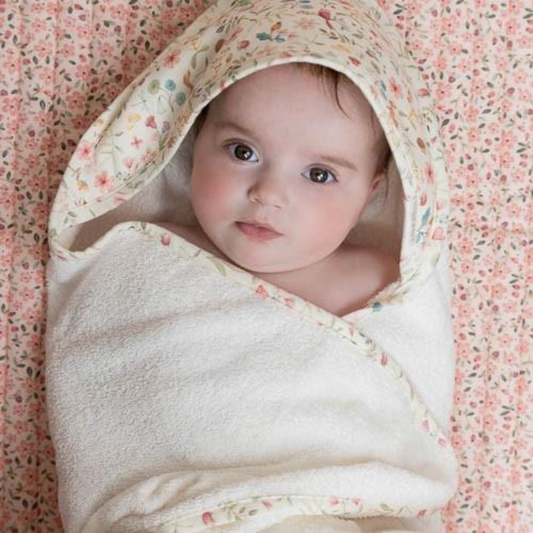 Produktbild: little dutch - Handtuch 75x75 cm fairy wonders von little dutch im Onlineshop von dasMikruli - Dein Shop für Baby Erstausstattung