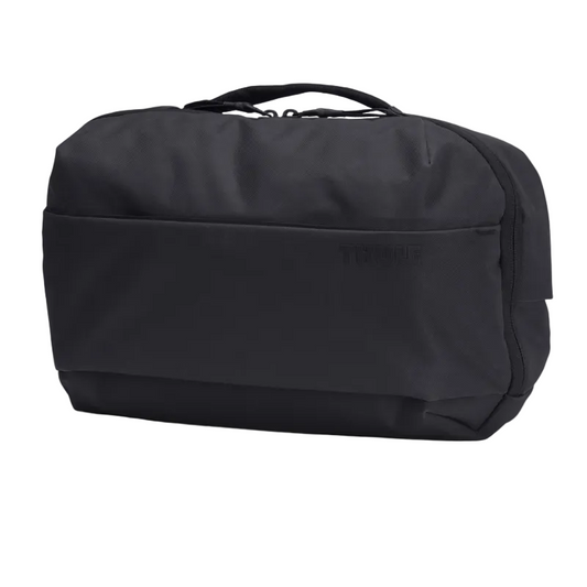 Thule Aion Wickeltasche in schwarz von vorne