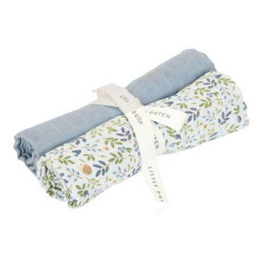 Produktbild: little dutch - swaddles 70x70 cm Forest Adventure in blau von little dutch im Onlineshop von dasMikruli - Dein Shop für Baby Erstausstattung