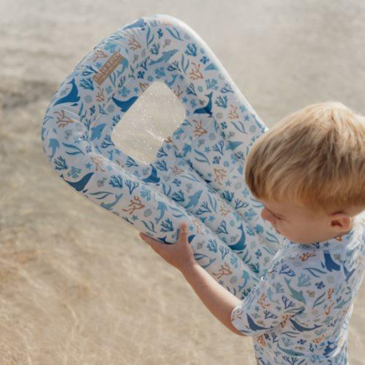 Produktbild: little dutch - Luftmatratze ocean dreams blau von little dutch im Onlineshop von dasMikruli - Dein Shop für Baby Erstausstattung