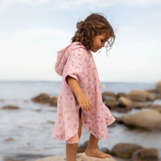 Produktbild: little dutch - Badeponcho pink von little dutch im Onlineshop von dasMikruli - Dein Shop für Baby Erstausstattung