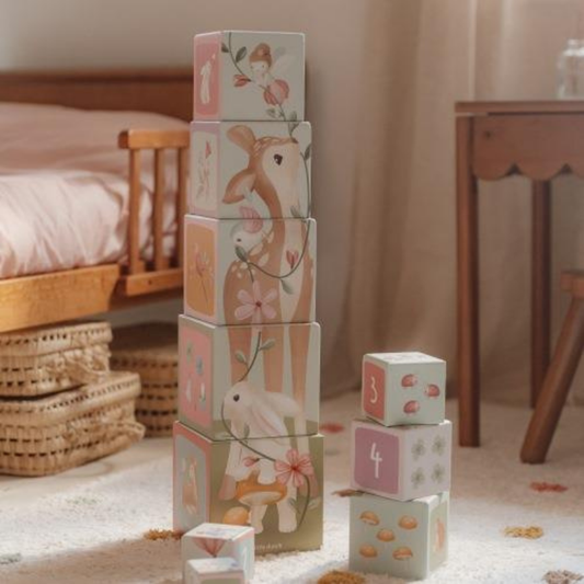 Produktbild: little dutch - Stapelblöcke fairy garden von little dutch im Onlineshop von dasMikruli - Dein Shop für Baby Erstausstattung