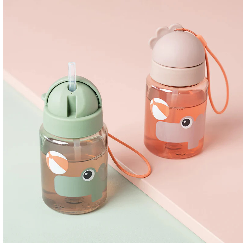 Produktbild: Donebydeer - Trinkflasche mit Stohhalm von donebydeer im Onlineshop von dasMikruli - Dein Shop für Baby Erstausstattung