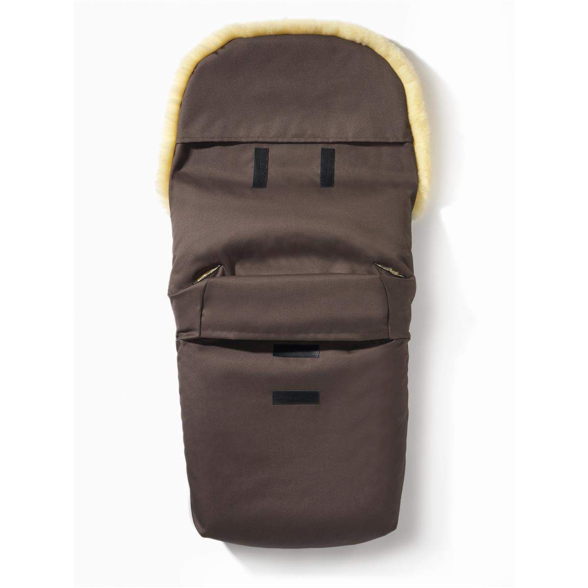 Produktbild: Hofbrucker -  Lammfellfußsack Polaris für Kinderwagen mit ergonomischer Sitzform von Hofbrucker im Onlineshop von dasMikruli - Dein Shop für Baby Erstausstattung