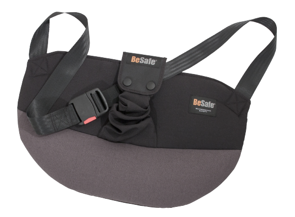 Schwarzer und grauer Gurtadapter für Schwangere mit Schnalle, Befestigungsgurten und BeSafe-Logo in Vorderansicht