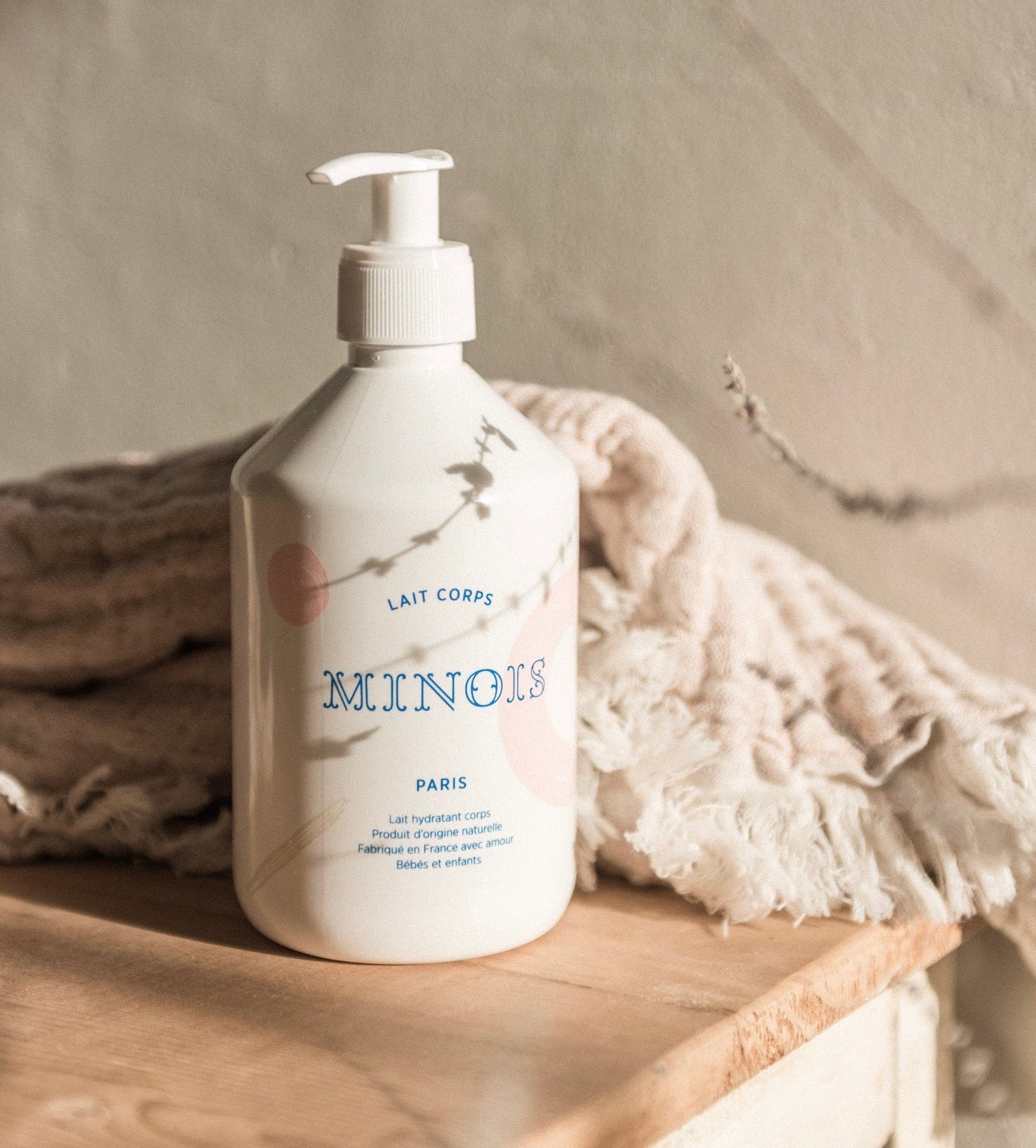 Produktbild: MinoisParis - Body Lotion - 500 ml von minois paris im Onlineshop von dasMikruli - Dein Shop für Baby Erstausstattung